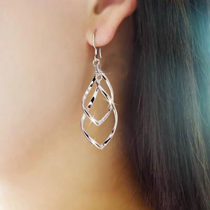 1pair Crystal Long Earrings for Women Drop Earrings Boucle D'oreille Hollow Rhombus Wedding Dangle Earrings Fashion Jewelry
1pair Crystal Long Earrings for Women Drop Earrings Boucle D'oreille Hollow Rhombus Wedding Dangle Earrings Fashion Jewelry
