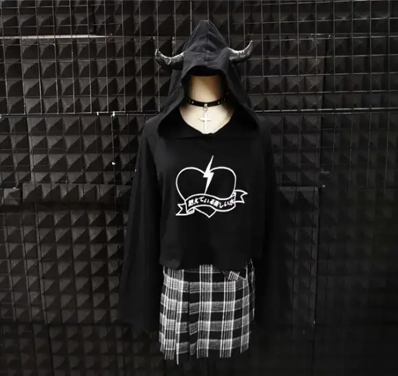 2019 Autumn Winter Punk Gothic Black Devil Horn Hoodies Women Japanese Embroidery Pattern Hooded Sweatshirt Casual Pullover | Женская