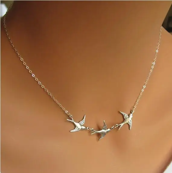 n829 2018 hot sale Fashion Vintage simple style small pigeon bird Swallow necklace Female charm jewelry accessories
n829 2018 hot sale Fashion Vintage simple style small pigeon bird Swallow necklace Female charm jewelry accessories