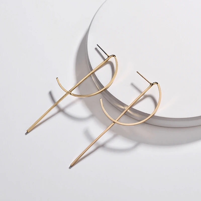 LUNA CHIAO 2018 Fashion Cooper Alphabet Letters Geometric Cooper Dainty Thin Stud Earrings for Women
LUNA CHIAO 2018 Fashion Cooper Alphabet Letters Geometric Cooper Dainty Thin Stud Earrings for Women
