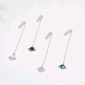 Cat Planet Metal Chain Pendant Bookmark Marker of Page School Office Supply Student Stationery
Cat Planet Metal Chain Pendant Bookmark Marker of Page School Office Supply Student Stationery