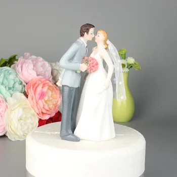 High Quality Resin Bride Groom Wedding Cake Topper Romantic Wedding Party Decor Adorable Figurine Craft Gift Supplies
High Quality Resin Bride Groom Wedding Cake Topper Romantic Wedding Party Decor Adorable Figurine Craft Gift Supplies