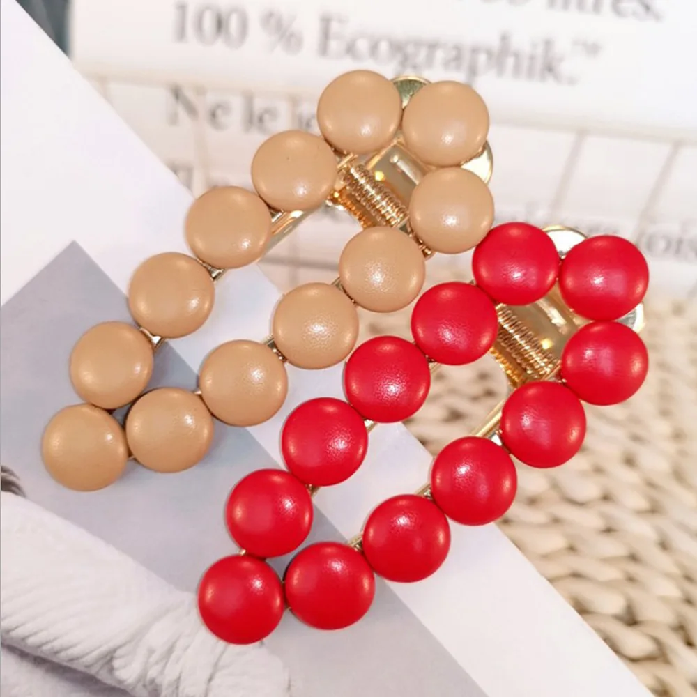 Fashion Girls Hairpins DIY Leather Buttons Hair Clips Waterdrop Adult Rhinestone Metal Material Hair Accessories Wholesale
Fashion Girls Hairpins DIY Leather Buttons Hair Clips Waterdrop Adult Rhinestone Metal Material Hair Accessories Wholesale