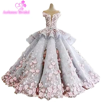Vintage Dubai Light Gray Wedding Dresses 2018 Delicate Embroidery Bridal Gowns 3d Flowers Crystal Casamento Ruffles Plus Size
Vintage Dubai Light Gray Wedding Dresses 2018 Delicate Embroidery Bridal Gowns 3d Flowers Crystal Casamento Ruffles Plus Size
