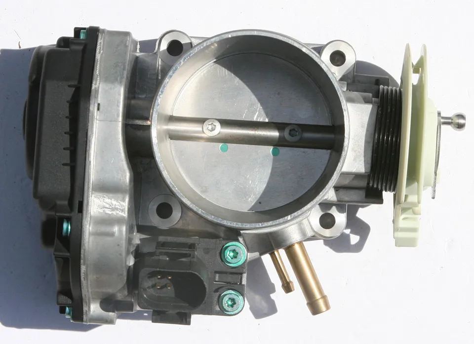 Корпус дроссельной заслонки с двигателем и TPS для Volkswagen Passat Audi A4 A6 2 4 8 V6 OE 078133063AG 408