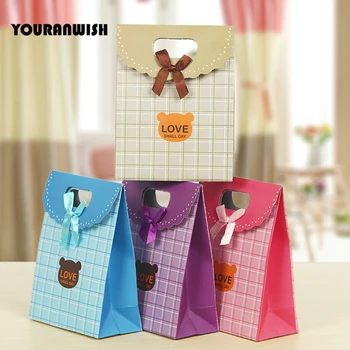 12pcs/lot Pink Purple Paper Gift Bag For Wedding Decoration Romantic Wedding Favors And Candy Box With Handles Fashionable Chic
12pcs/lot Pink Purple Paper Gift Bag For Wedding Decoration Romantic Wedding Favors And Candy Box With Handles Fashionable Chic