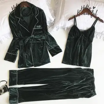 3 Pieces Women Velvet Long Sleeve Sleepwear Sexy Turn Down Home Wear Negligee Strap&Shirt&Pant Solid Warm Pajamas Pyjamas Suit
3 Pieces Women Velvet Long Sleeve Sleepwear Sexy Turn Down Home Wear Negligee Strap&Shirt&Pant Solid Warm Pajamas Pyjamas Suit