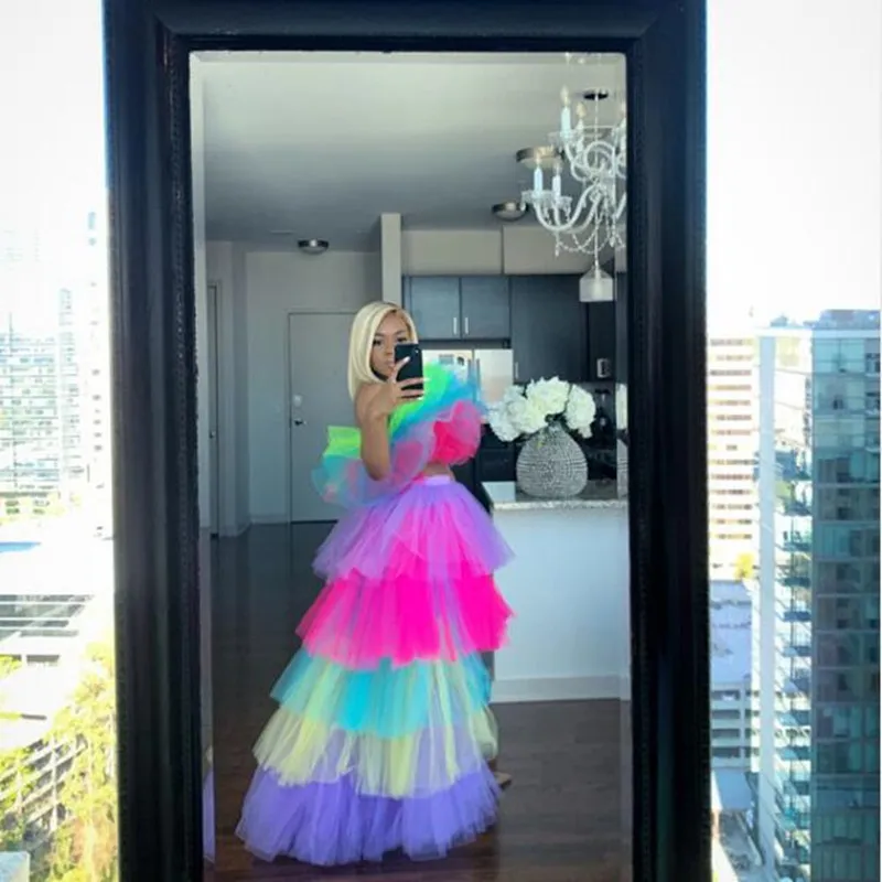 Fashion Two Pieces Colorful Rainbow Hi Low Prom Adult Formal Dresses Chic Ruffle Tiered Tulle Long Party Dresses Custom Made
Fashion Two Pieces Colorful Rainbow Hi Low Prom Adult Formal Dresses Chic Ruffle Tiered Tulle Long Party Dresses Custom Made