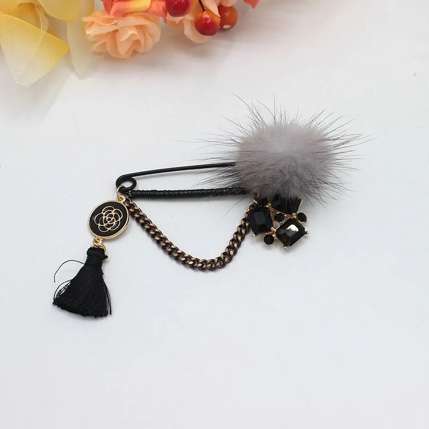 Free Shipping Hot Lady Brooch Pins Wool Designs Tassel Christmas Gifts Decorations Metal Pins Alloy Jewelry Top-rated
Free Shipping Hot Lady Brooch Pins Wool Designs Tassel Christmas Gifts Decorations Metal Pins Alloy Jewelry Top-rated
