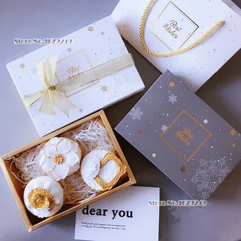 Christmas/ new year snow flake Hot samping Cake Box dessert macarons boxes pastry packaging boxes 50 pieces/lot
Christmas/ new year snow flake Hot samping Cake Box dessert macarons boxes pastry packaging boxes 50 pieces/lot