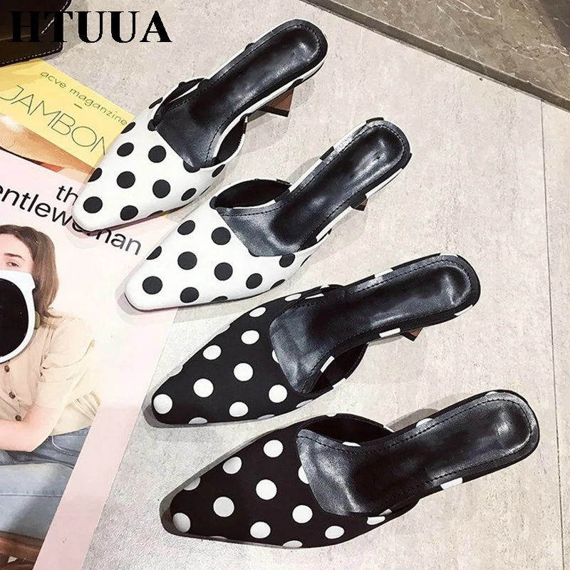 HTUUA 2019 Spring Summer Women Slippers White Polk Dot Mule Shoes Woman Strange High Heels Slides Female Slip On Shoes SX2581
HTUUA 2019 Spring Summer Women Slippers White Polk Dot Mule Shoes Woman Strange High Heels Slides Female Slip On Shoes SX2581