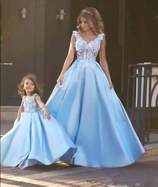 light blue gown for kids