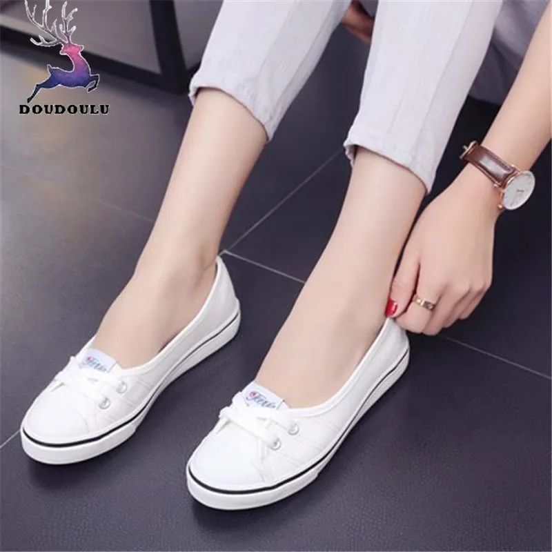 Women Shoes Fashion Canvas Flats Loafers Casual Breathable Flats Slip Shoes Woman 2018 New Lace-up Women Shoes zapatos mujer
Women Shoes Fashion Canvas Flats Loafers Casual Breathable Flats Slip Shoes Woman 2018 New Lace-up Women Shoes zapatos mujer