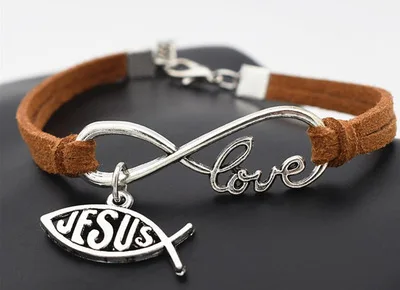 Women Multilayer Love Fish Puck Bracelet Men Jesus Bracelet Handmade Brown Leather Rope Chain Charm Adjustable Bracelets Gift
Women Multilayer Love Fish Puck Bracelet Men Jesus Bracelet Handmade Brown Leather Rope Chain Charm Adjustable Bracelets Gift