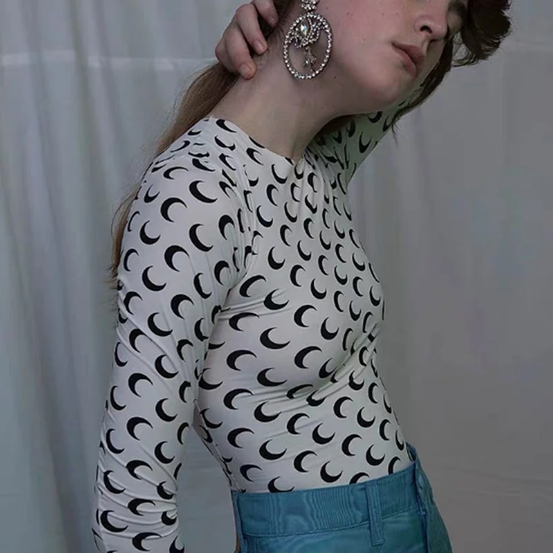 Women Crescent Moon Print T-Shirts Slim Fit Long Sleeve Basic Summer Autumn Tee Shirt
Women Crescent Moon Print T-Shirts Slim Fit Long Sleeve Basic Summer Autumn Tee Shirt