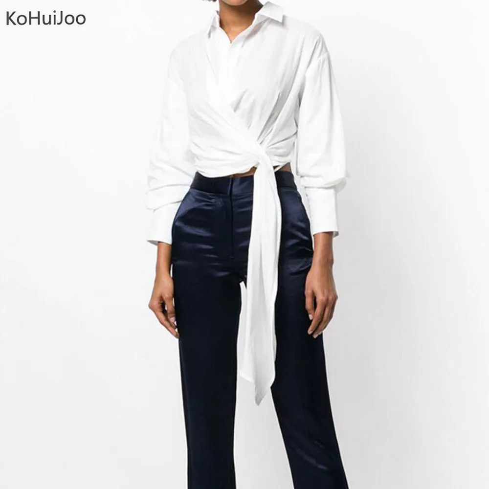 KoHuiJoo Autumn High Fashion Cotton White Shirts Women Back Hollo Out Bow Tie Bandage Collar Elegant Runway Blouse Shirts Lady
KoHuiJoo Autumn High Fashion Cotton White Shirts Women Back Hollo Out Bow Tie Bandage Collar Elegant Runway Blouse Shirts Lady