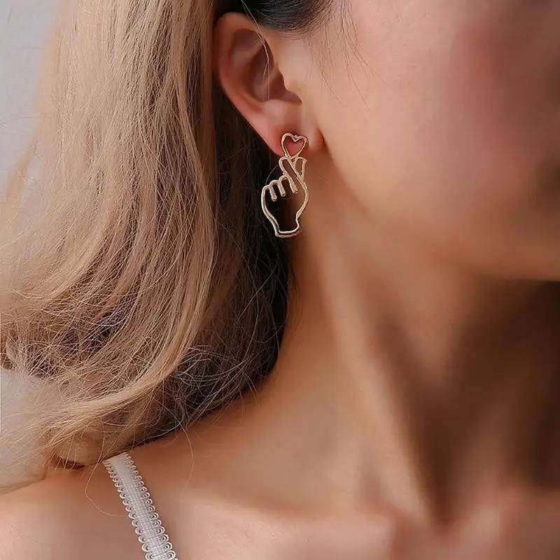 Korea Hot Sale Women Hollowed Heart LOVE YOU Gestures Stud Earrings Gold Silver Black Colors Personality Jewelry Bijoux
Korea Hot Sale Women Hollowed Heart LOVE YOU Gestures Stud Earrings Gold Silver Black Colors Personality Jewelry Bijoux