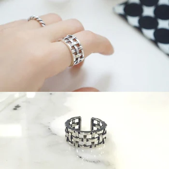 Bohemian Vintage 925 Sterling Silver Multi-layer Hollow Rings for Women Wedding Engagement Antique Ring Christmas Gift Anillos
Bohemian Vintage 925 Sterling Silver Multi-layer Hollow Rings for Women Wedding Engagement Antique Ring Christmas Gift Anillos