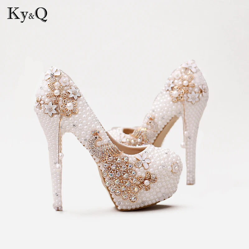 2018 new crystal shoes, Rhinestone BRIDE, Pearl Wedding dress, white high heels, shallow waterproof desk, princess shoes
2018 new crystal shoes, Rhinestone BRIDE, Pearl Wedding dress, white high heels, shallow waterproof desk, princess shoes