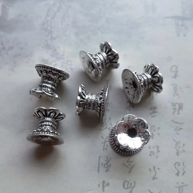20pcs/lot Vintage Beads Spacer Accessories For Bracelet Necklace 9.5x7.5mm Metal Ornament Charms DIY Jewelry Making For Women
20pcs/lot Vintage Beads Spacer Accessories For Bracelet Necklace 9.5x7.5mm Metal Ornament Charms DIY Jewelry Making For Women
