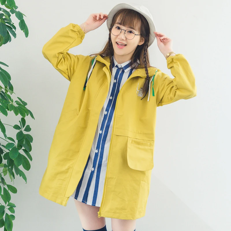 High Quality Hooded Women's Trench Cotton Solid Yellow Thin Cartoon Embroidery Ladies Long Coat Autumn Spring Windbreaker
High Quality Hooded Women's Trench Cotton Solid Yellow Thin Cartoon Embroidery Ladies Long Coat Autumn Spring Windbreaker