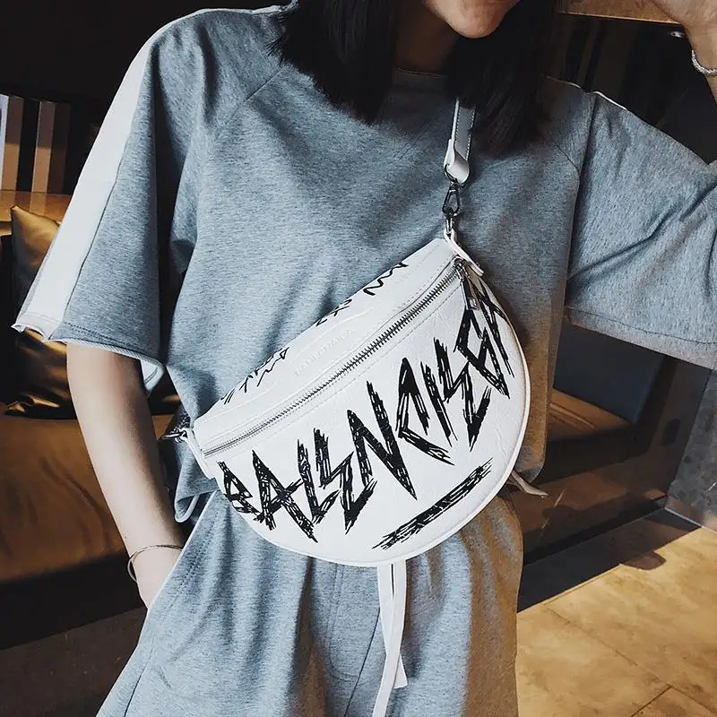 Fashion Female Waist Bag Ladies Women'S Waist Bag Chains Belt Messenger Bags Handbags Women Shoulder Sac
Fashion Female Waist Bag Ladies Women'S Waist Bag Chains Belt Messenger Bags Handbags Women Shoulder Sac