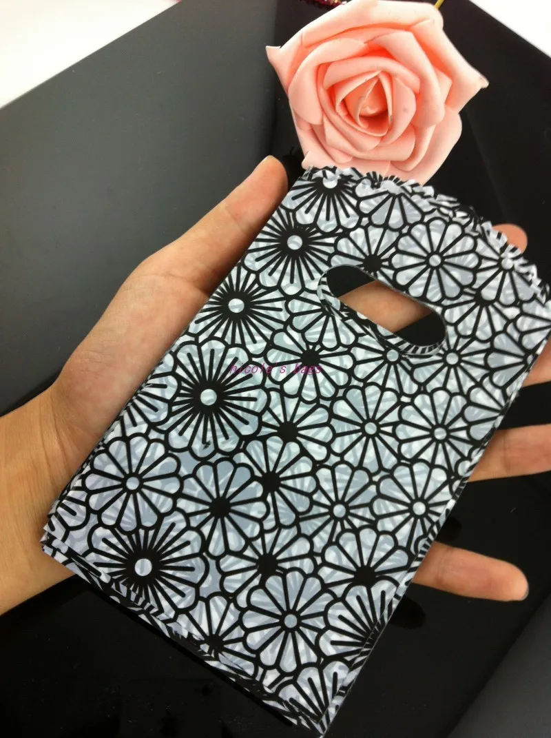 Plastic Gift Shopping Bags 100pcs/lot 9*15cm Classical Black Flowers Pattern Plastic Jewelry Shopping Pouches Free Shipping
Plastic Gift Shopping Bags 100pcs/lot 9*15cm Classical Black Flowers Pattern Plastic Jewelry Shopping Pouches Free Shipping