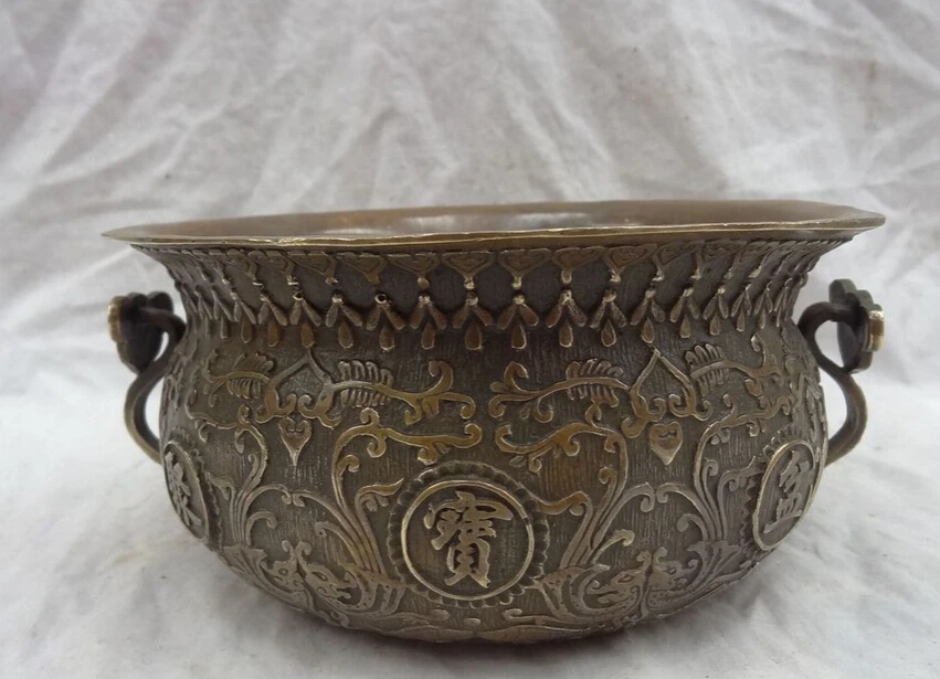 song voge gem S3307 Tibet Bronze Buddhist RuYi Wealth Fish Statue Treasure Bowl Incense Burner
song voge gem S3307 Tibet Bronze Buddhist RuYi Wealth Fish Statue Treasure Bowl Incense Burner