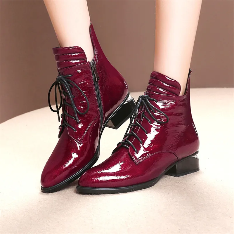 Hot Sale Brand Genuine Patent Leather Women Boots Low Heel Lace Up British Style Booties Ladies Autumn Winter Shoes
Hot Sale Brand Genuine Patent Leather Women Boots Low Heel Lace Up British Style Booties Ladies Autumn Winter Shoes