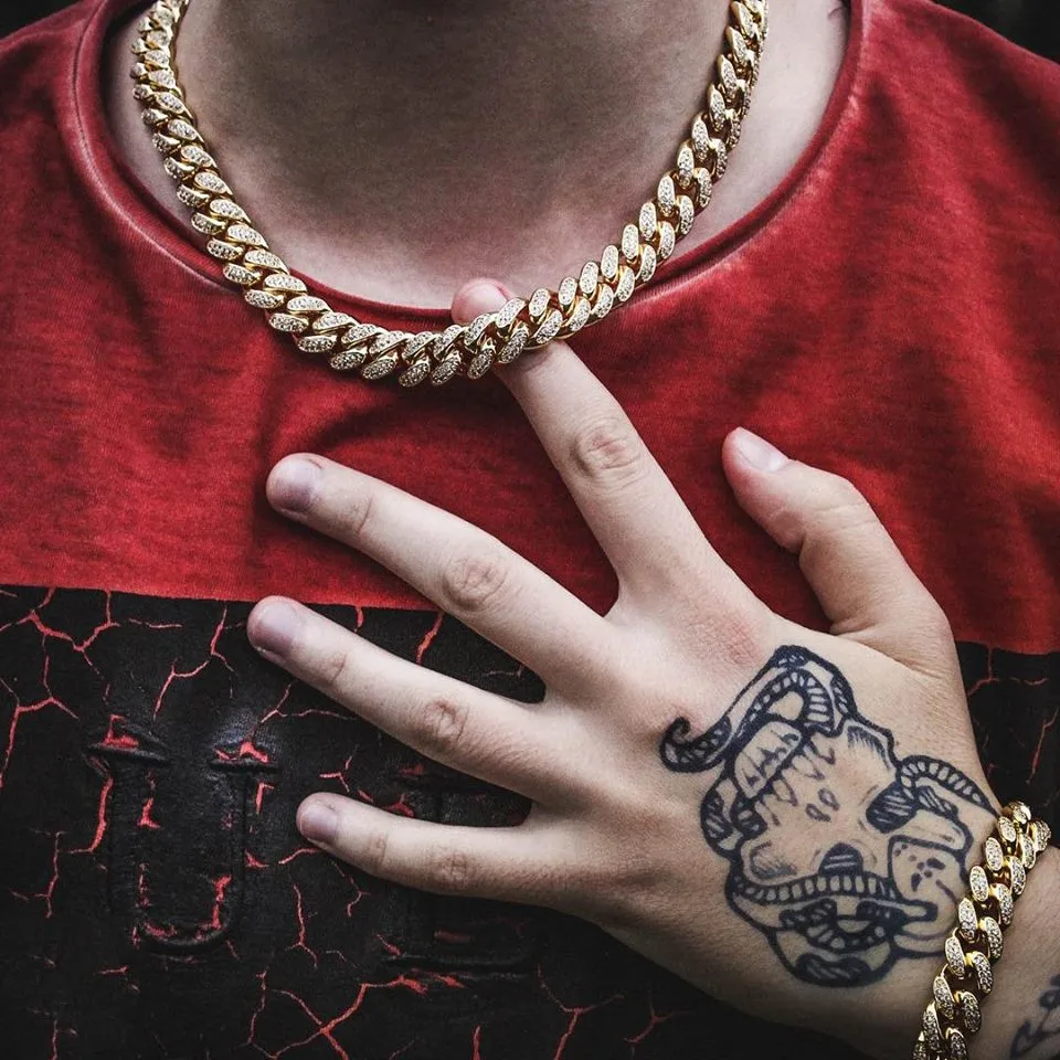 D&Z Hip Hop 13mm Miami Cuban Link Chain Necklace Iced Out Bling Rhinestone Chaine Homme for Men Jewelry Bijoux
D&Z Hip Hop 13mm Miami Cuban Link Chain Necklace Iced Out Bling Rhinestone Chaine Homme for Men Jewelry Bijoux