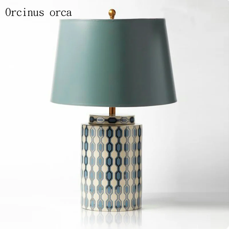 European Pastoral Creative Colored Ceramic Table Lamp Living Room Bedside Lamp American Post-modern Country LED Table Lamp
European Pastoral Creative Colored Ceramic Table Lamp Living Room Bedside Lamp American Post-modern Country LED Table Lamp