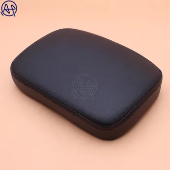 Motorcycle Rear Fender Solo Seat Cover Black Leather Pillion Pad Seat 8 Suction Cup Protect for Harley Cafe Racer
Motorcycle Rear Fender Solo Seat Cover Black Leather Pillion Pad Seat 8 Suction Cup Protect for Harley Cafe Racer