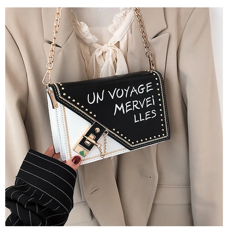 Camelia Shoulder Bag synthetic leather Celebrity Bag
Camelia Shoulder Bag synthetic leather Celebrity Bag