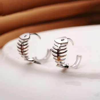 100% 925 sterling silver new fashion fish bone ladies'stud earrings wholesale jewelry women birthday gift drop shipping
100% 925 sterling silver new fashion fish bone ladies'stud earrings wholesale jewelry women birthday gift drop shipping