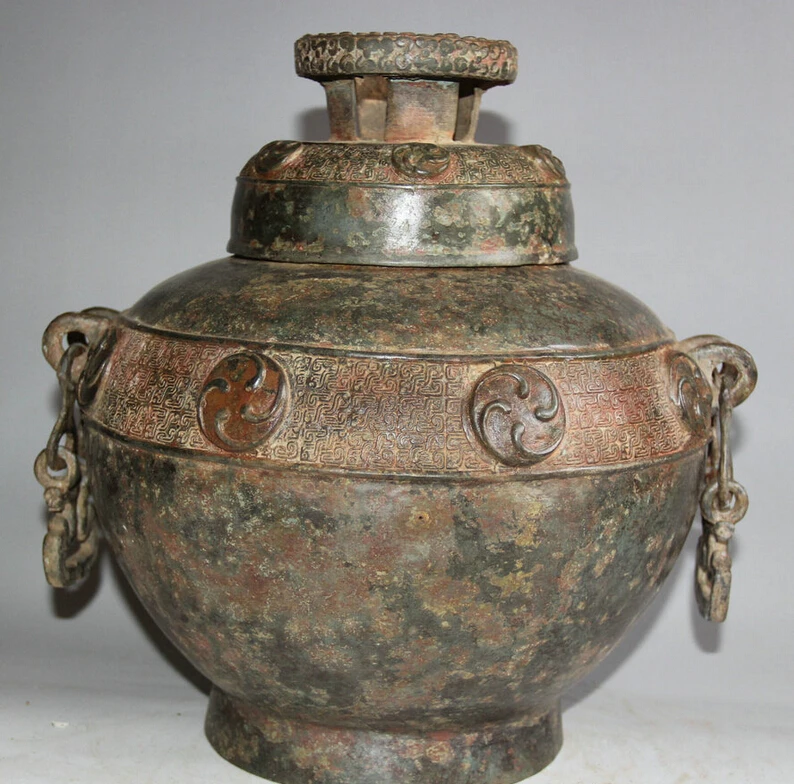 S5813 12" Old Chinese Dynasty palace Bronze portable handle water vessel Pot Jar Crock D0318
S5813 12" Old Chinese Dynasty palace Bronze portable handle water vessel Pot Jar Crock D0318