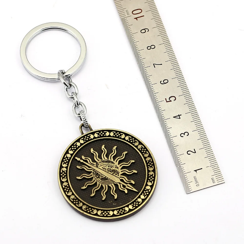 HSIC Game of Throne Keychain House Martell Family Song of Ice and Fire Stark Key Ring Sun Flower Chaveiro Holder HC11935
HSIC Game of Throne Keychain House Martell Family Song of Ice and Fire Stark Key Ring Sun Flower Chaveiro Holder HC11935