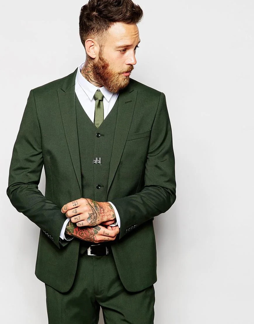 

2020 High Quality Groomsmen Peak Lapel Groom Tuxedos Dark Green Men Suit Wedding Prom Best Man Blazer (Jacket+ Vest+ Pants+ Tie)