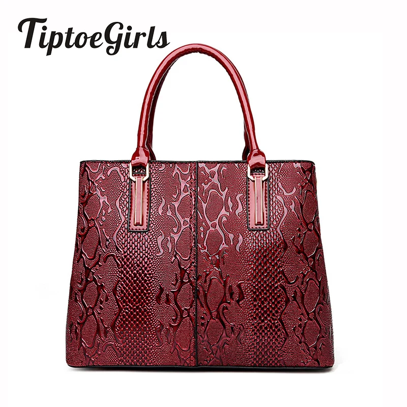 New European and American Fashion Elegant Temperament Elegant Bright Embossed Messenger Shoulder Bag Handbag
New European and American Fashion Elegant Temperament Elegant Bright Embossed Messenger Shoulder Bag Handbag