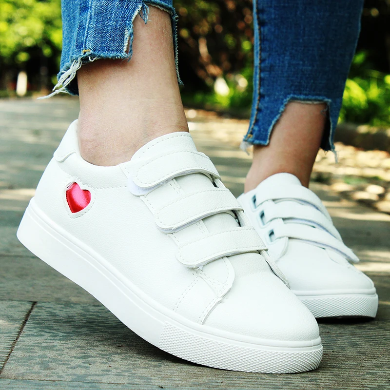Woman Leather Shoes 2019 Spring Autumn New Fashion Women Shoes Casual Flats PU Leather Heart Women Casual White Shoes Sneakers
Woman Leather Shoes 2019 Spring Autumn New Fashion Women Shoes Casual Flats PU Leather Heart Women Casual White Shoes Sneakers