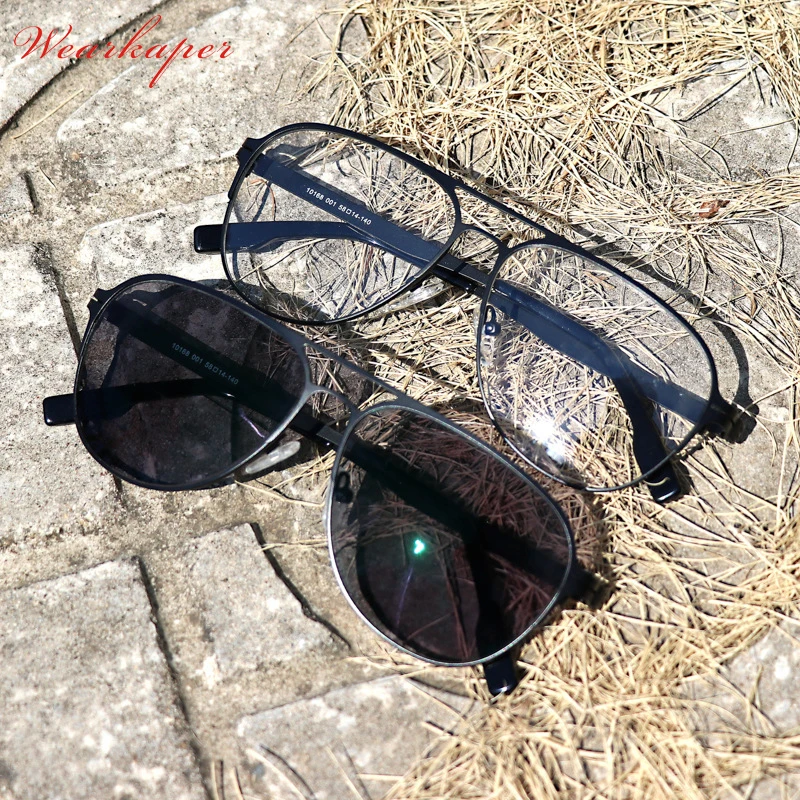 Germany Unique No screw Design Photochromic Bifocal Reading Glasses Men Presbyopic Eyeglasses For Male Eyewear diopter 1.0-3.0
Germany Unique No screw Design Photochromic Bifocal Reading Glasses Men Presbyopic Eyeglasses For Male Eyewear diopter 1.0-3.0