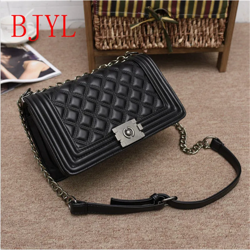 Brand Plaid Flap PU Leather Mini Woman Handbag Lady Shoulder Bag lady satchel Female Purse Messenger girl Bags for woman
Brand Plaid Flap PU Leather Mini Woman Handbag Lady Shoulder Bag lady satchel Female Purse Messenger girl Bags for woman