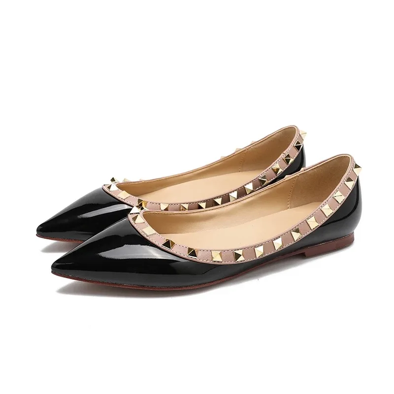 Wexnbry Genuine Leather Flats Women Shoes Loafers Slip On Women's Flat Rivets Design Female Skirt Shoes Plus Size 34-42
Wexnbry Genuine Leather Flats Women Shoes Loafers Slip On Women's Flat Rivets Design Female Skirt Shoes Plus Size 34-42