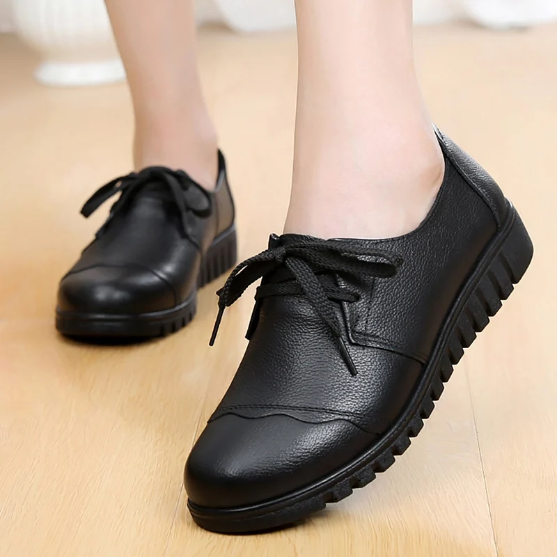 2019 arrival hot genuine leather shoes party basic solid lace-up flat shoes women round toe tenis feminino plus size 35-41
2019 arrival hot genuine leather shoes party basic solid lace-up flat shoes women round toe tenis feminino plus size 35-41
