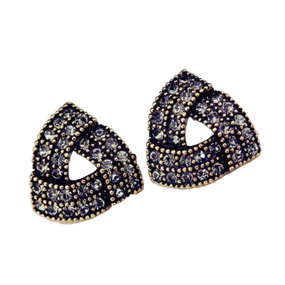 New Alloy Stud Earring Cute Triangle Design Korean Style Jewelry for Women and Girl Party Gifts With Rhinestone Plated
New Alloy Stud Earring Cute Triangle Design Korean Style Jewelry for Women and Girl Party Gifts With Rhinestone Plated