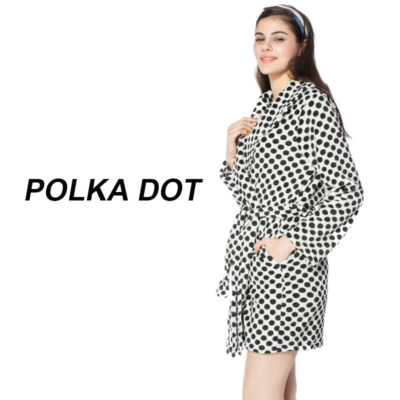 2018 new Bathrobe Women black&white Polka Dot Warm Flannel Bathrobe Ladies Robes Nightwear For Ladies Dressing Gown Sleepwear
2018 new Bathrobe Women black&white Polka Dot Warm Flannel Bathrobe Ladies Robes Nightwear For Ladies Dressing Gown Sleepwear