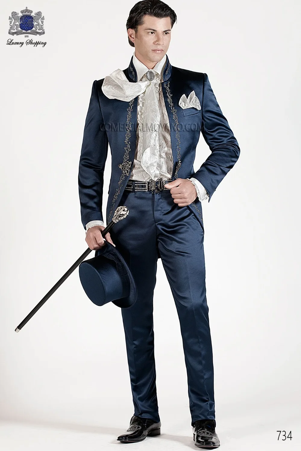 Navy Blue Satin Long Italian Suit Men Blazer Tailcoat Embroidery Wedding Men Suit With Pants Stand Collar Tuxedo Vintage Jacket
Navy Blue Satin Long Italian Suit Men Blazer Tailcoat Embroidery Wedding Men Suit With Pants Stand Collar Tuxedo Vintage Jacket