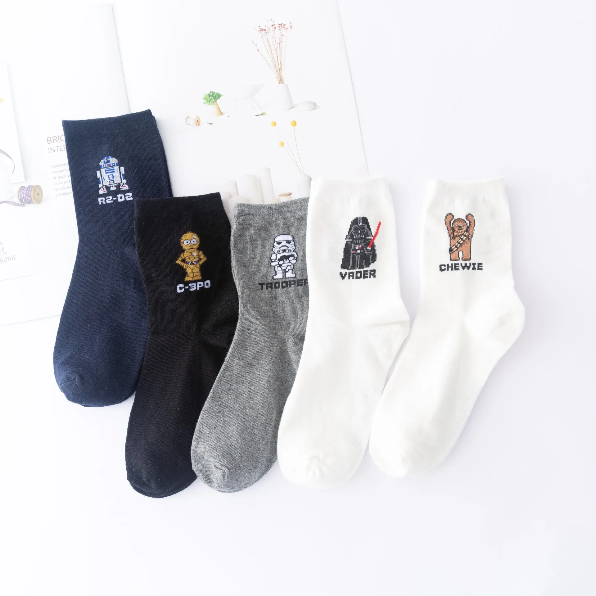 New Arrival High Quality Star Wars Patterns Cotton Casual Socks Women Men's Brand Casual Socks
New Arrival High Quality Star Wars Patterns Cotton Casual Socks Women Men's Brand Casual Socks