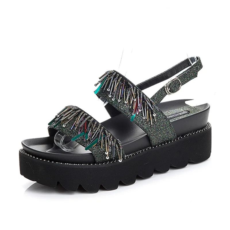 2019 summer new Korean version of the wild thick bottom sandals muffin wedges with a type of open toe sandals rhinestones women'
2019 summer new Korean version of the wild thick bottom sandals muffin wedges with a type of open toe sandals rhinestones women'