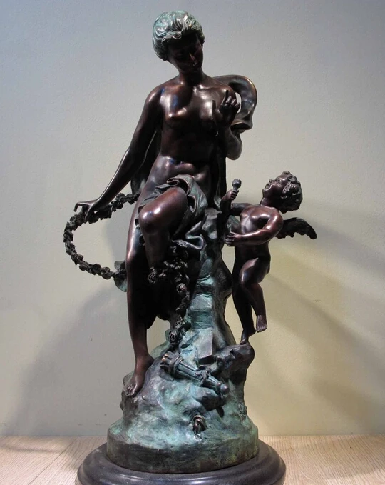 wholesale factory Art Marble Base Bronze Figurine Love Wreath Nude Woman Angel Statue Sculpture
wholesale factory Art Marble Base Bronze Figurine Love Wreath Nude Woman Angel Statue Sculpture