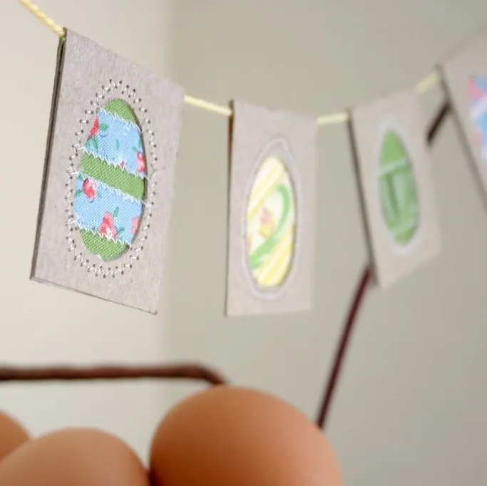 Easter-Egg-Bunting-1099